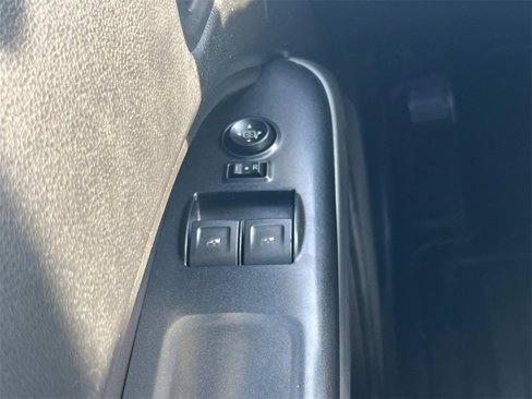 Used 2022 Chevrolet Colorado LT w/ Fleet Safety Package image 27