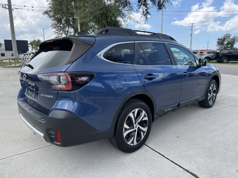 Used 2021 Subaru Outback Limited image 4