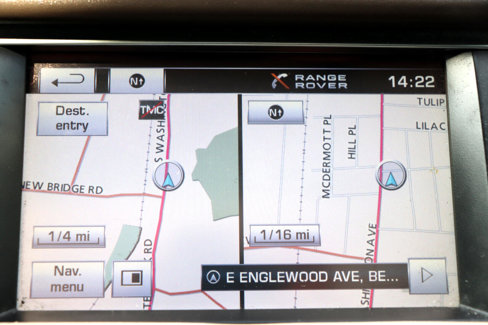 Used 2012 Land Rover Range Rover Sport HSE LUX image 32