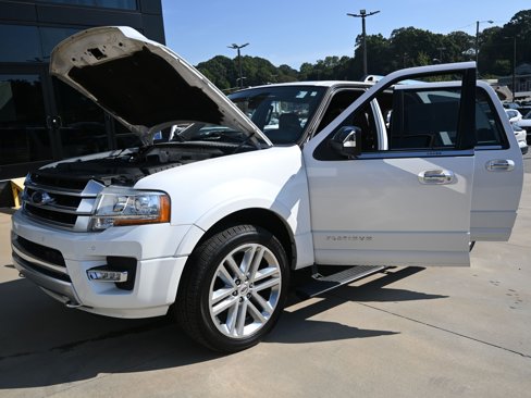 Used 2017 Ford Expedition EL Platinum image 9