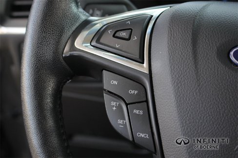 Used 2020 Ford Edge Titanium image 12