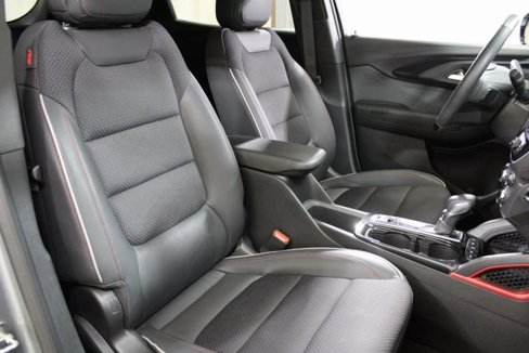 Used 2023 Chevrolet TrailBlazer RS w/ Convenience Package image 5