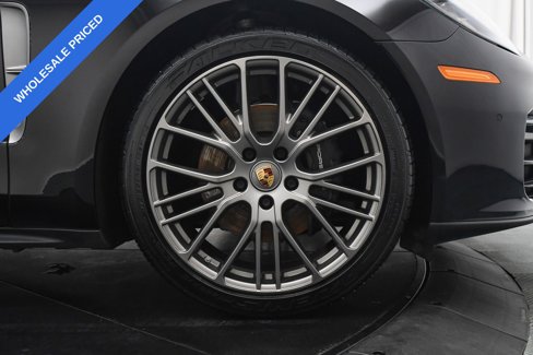Used 2022 Porsche Panamera 4 Platinum Edition image 35