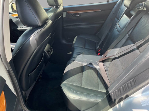 Used 2013 Lexus ES 300h w/ Luxury Pkg image 25