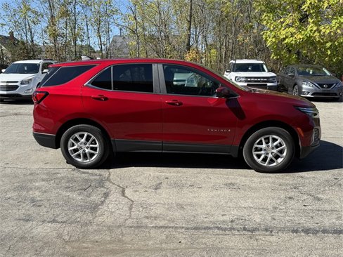 Used 2024 Chevrolet Equinox LT image 4