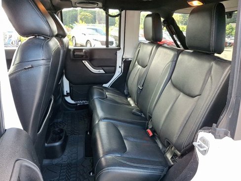 Used 2014 Jeep Wrangler Unlimited Sahara w/ Dual Top Group image 11