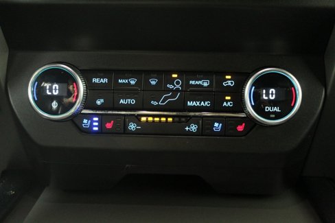 Certified 2020 Ford Expedition XLT w/ Equipment Group 202A image 15