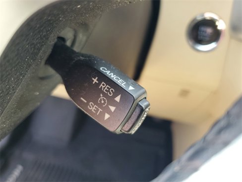 Used 2016 Toyota Highlander XLE image 22