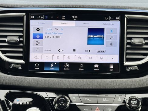 New 2025 Chrysler Voyager LX image 24