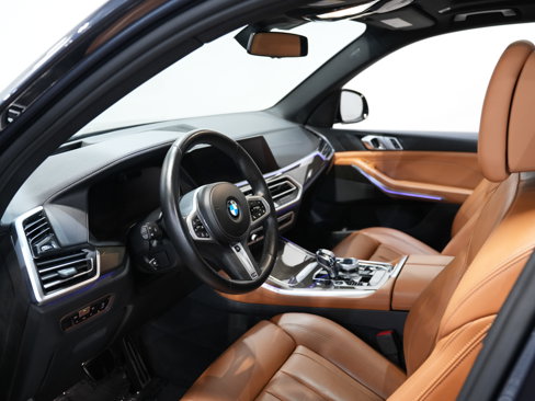 Used 2022 BMW X5 xDrive40i w/ M Sport Package image 32