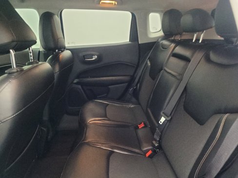 Used 2018 Jeep Compass Latitude w/ Popular Equipment Group image 18