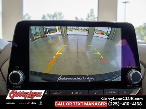 Used 2023 Nissan Sentra SV image 10