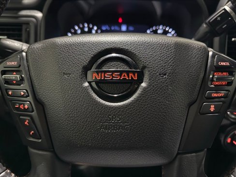 Used 2020 Nissan Titan PRO-4X image 19