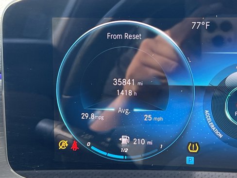 Used 2022 Mercedes-Benz CLA 250 4MATIC image 22
