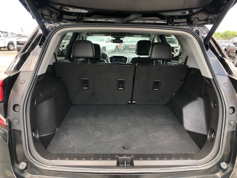 Used 2024 GMC Terrain SLT image 18