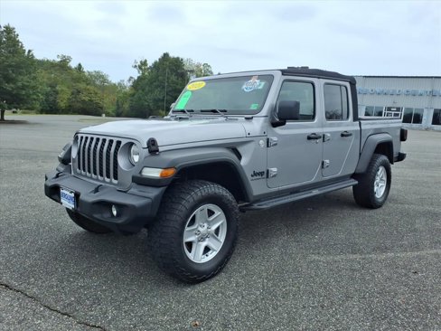 Used 2020 Jeep Gladiator Sport w/ Quick Order Package 24S image 16