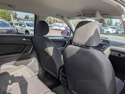 Used 2022 Volkswagen Tiguan S image 30