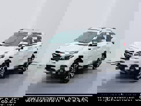 Used 2018 Subaru Outback 3.6R Touring image 7