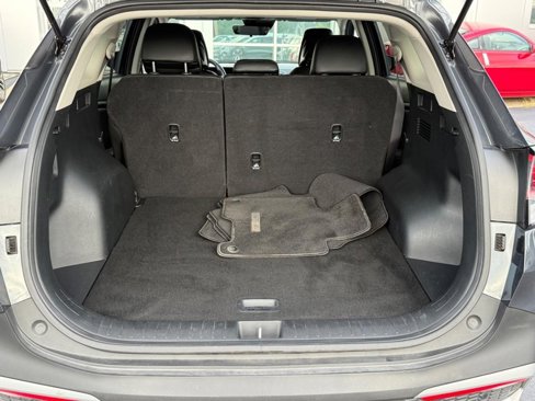 Used 2023 Kia Sportage EX image 5