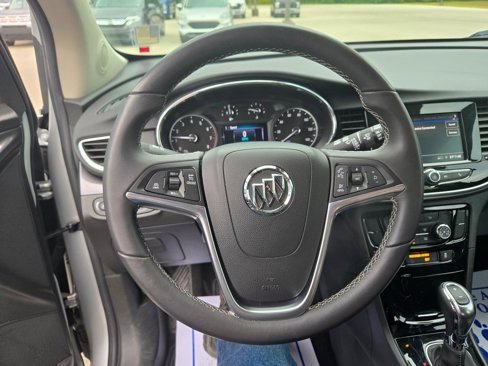 Used 2022 Buick Encore Preferred w/ Safety Package image 10