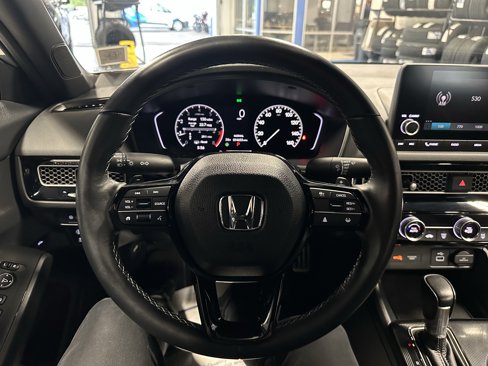 Used 2023 Honda Civic Sport image 9