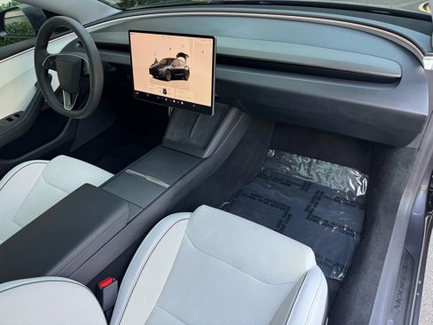 Used 2024 Tesla Model 3 Performance image 26