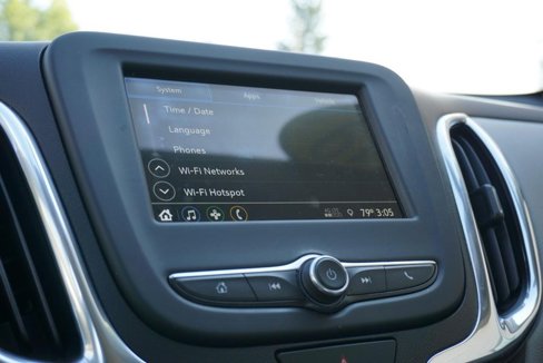 Used 2019 Chevrolet Equinox LS image 36