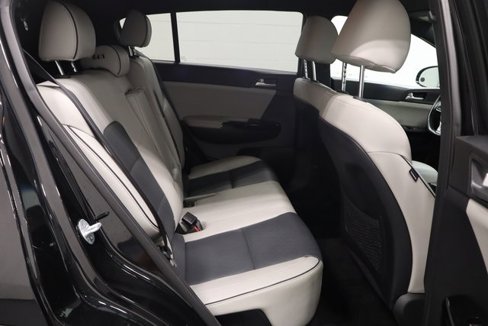 Used 2018 Kia Sportage EX w/ EX Sport Appearance Package image 16