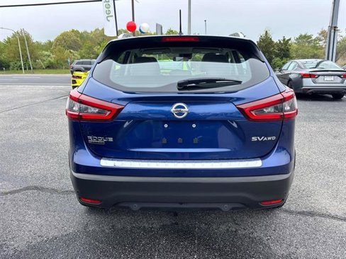 Used 2020 Nissan Rogue Sport SV w/ All-Weather Package image 4