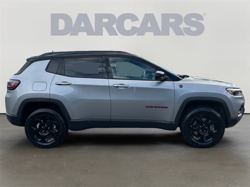 Used 2023 Jeep Compass Trailhawk w/ Trailhawk Elite Group image 8