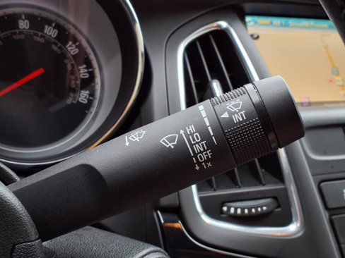 Used 2018 Buick Cascada Premium image 35