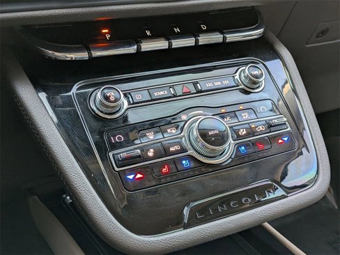 Used 2020 Lincoln Corsair AWD w/ Equipment Group 101A image 20