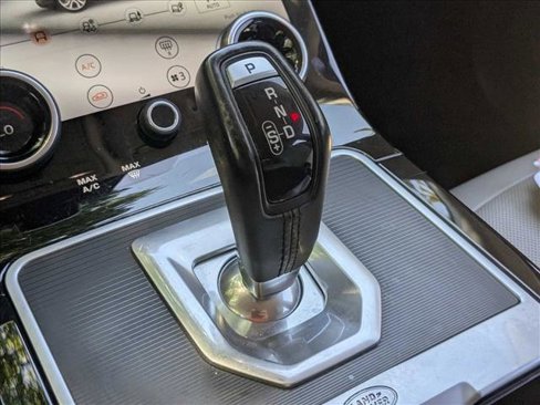 Used 2020 Land Rover Range Rover Evoque S image 12