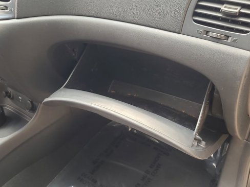 Used 2009 Hyundai Accent SE w/ Premium Equipment Pkg 4 image 19