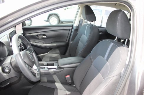 Used 2023 Nissan Sentra SV image 7