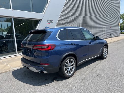 Used 2020 BMW X5 xDrive40i w/ Executive Package image 25