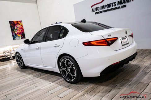Used 2022 Alfa Romeo Giulia Veloce image 91
