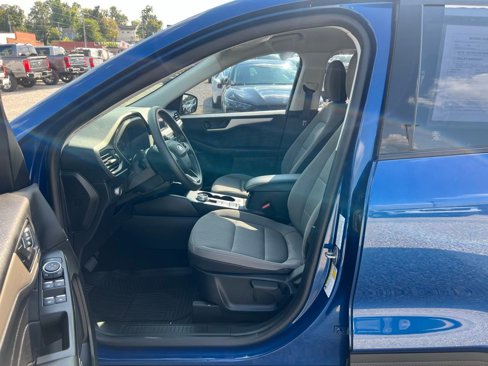 Used 2022 Ford Escape S image 13