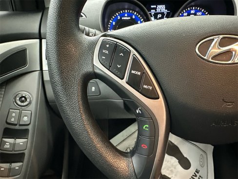Used 2013 Hyundai Elantra GLS w/ Preferred Pkg image 23
