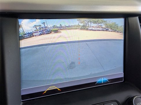 Used 2019 GMC Acadia SLT image 17