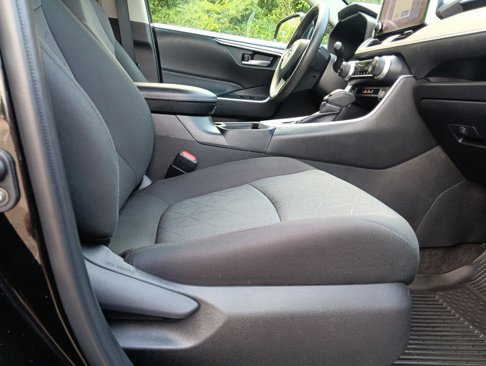 Used 2023 Toyota RAV4 XLE image 26