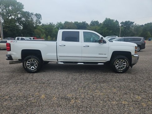 Used 2015 Chevrolet Silverado 2500 LTZ w/ Duramax Plus Package image 5