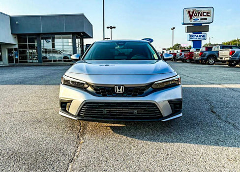 Used 2023 Honda Civic LX image 2