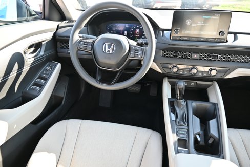 Certified 2025 Honda Accord LX image 10