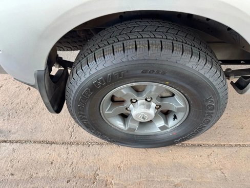 Used 2004 Nissan Frontier XE w/ (PWR) Pwr Pkg image 28