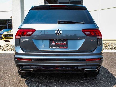 Used 2021 Volkswagen Tiguan SE R-Line image 5