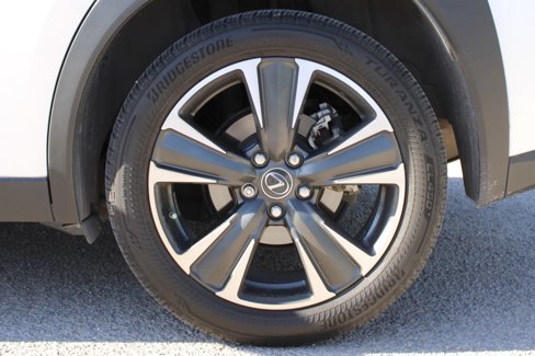 Used 2020 Lexus UX 200 w/ Premium Package image 10