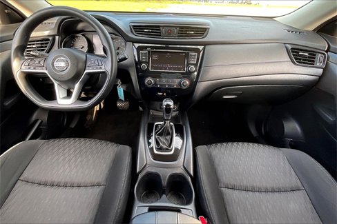 Used 2018 Nissan Rogue S image 15