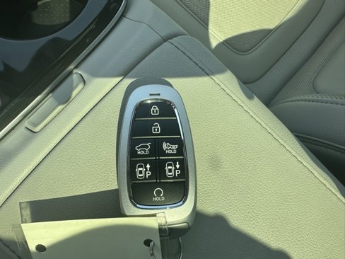 Used 2024 Hyundai Tucson Limited image 36