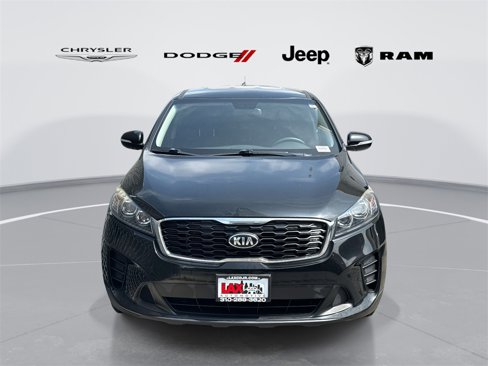 Used 2019 Kia Sorento LX image 2